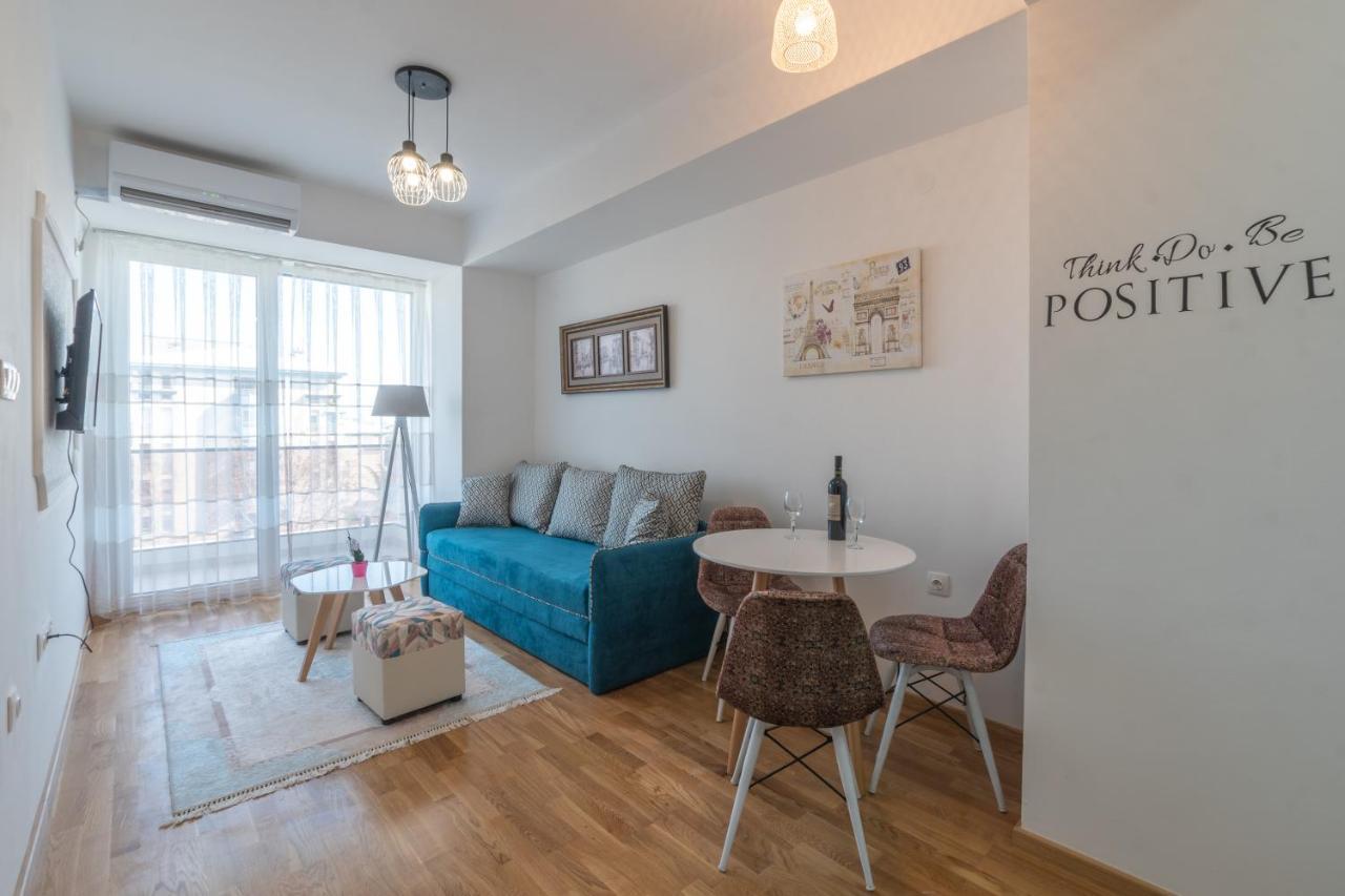 Modern ǀ 1 Bedroom ǀ Wifi Скоп'є Екстер'єр фото