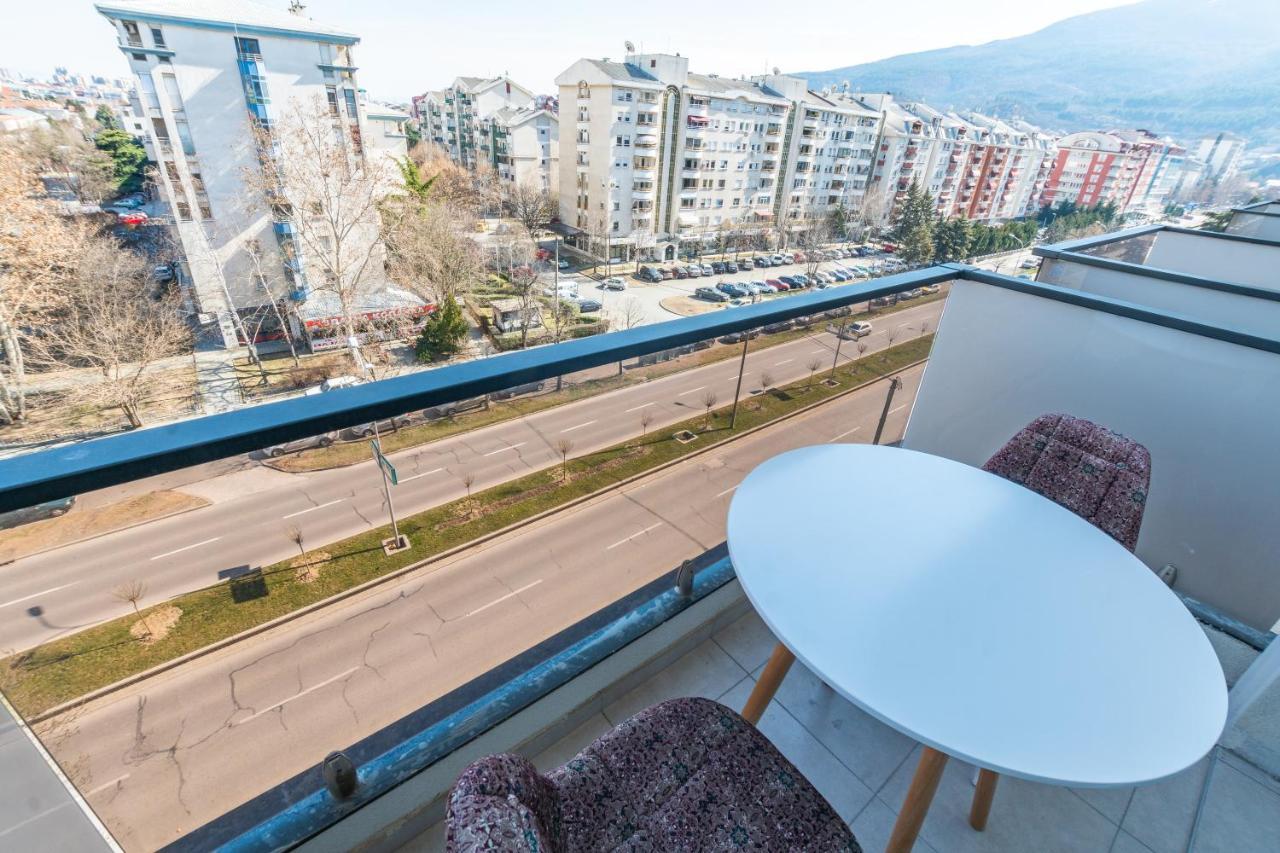 Modern ǀ 1 Bedroom ǀ Wifi Скоп'є Екстер'єр фото